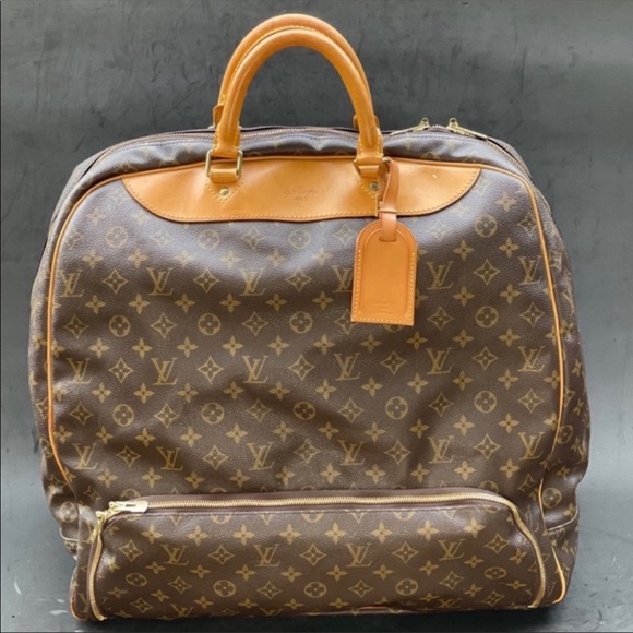 Louis Vuitton Evasion GM